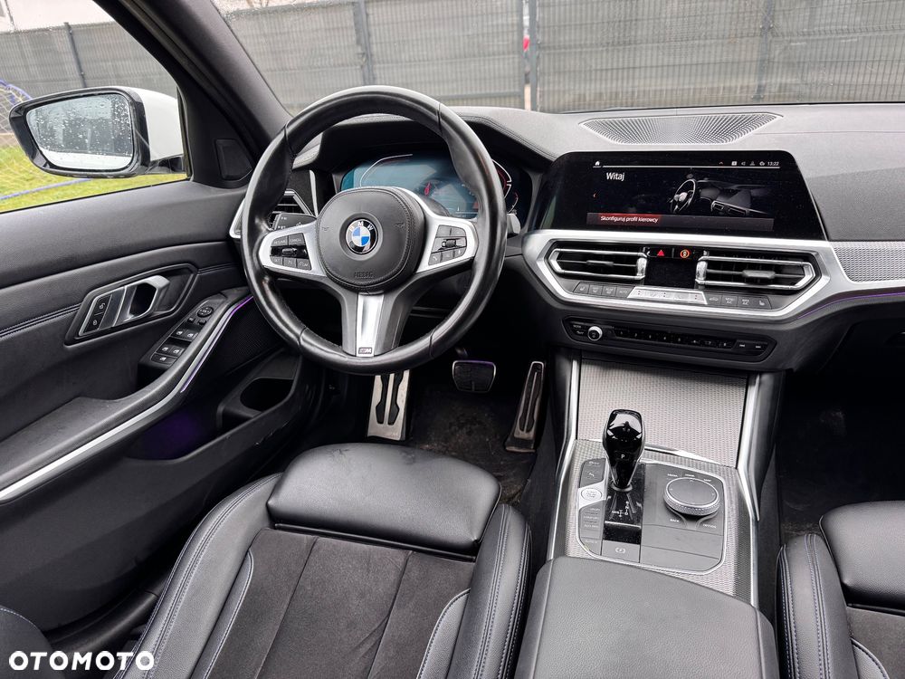 BMW Seria 3 318d M Sport Shadow - 10