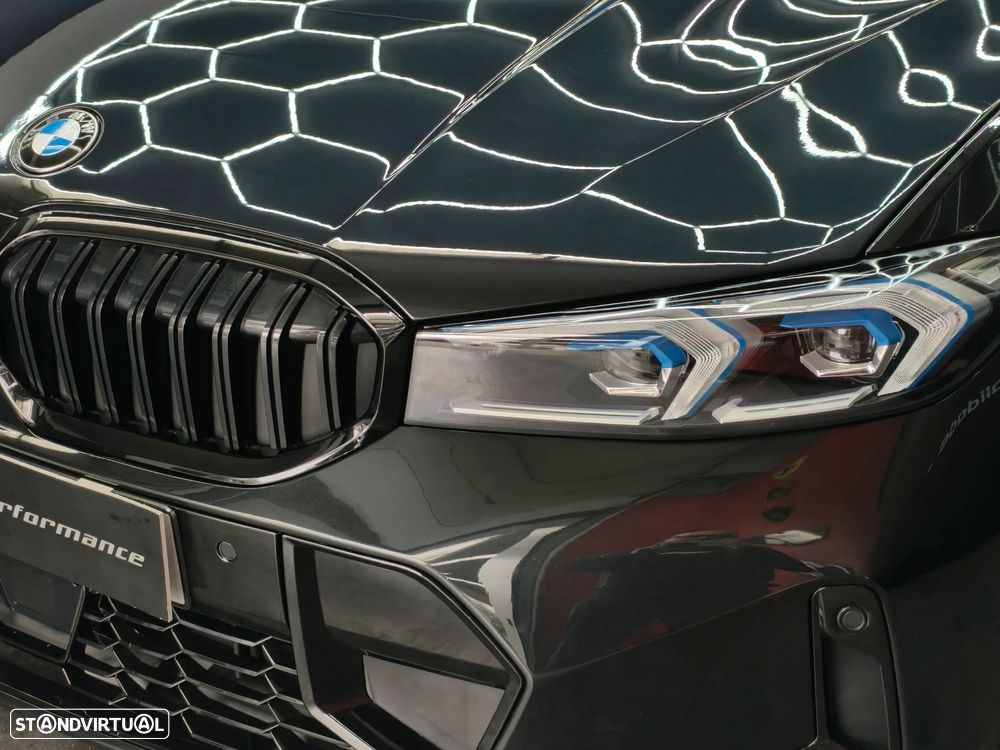 BMW 318 d Pack M Auto - 33