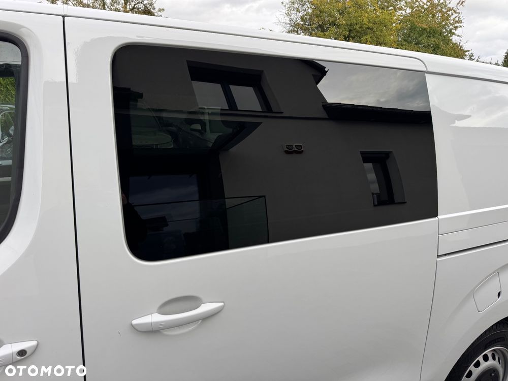 Peugeot Expert Jumpy Scudo Proace Brygadówka 6 osób - 34