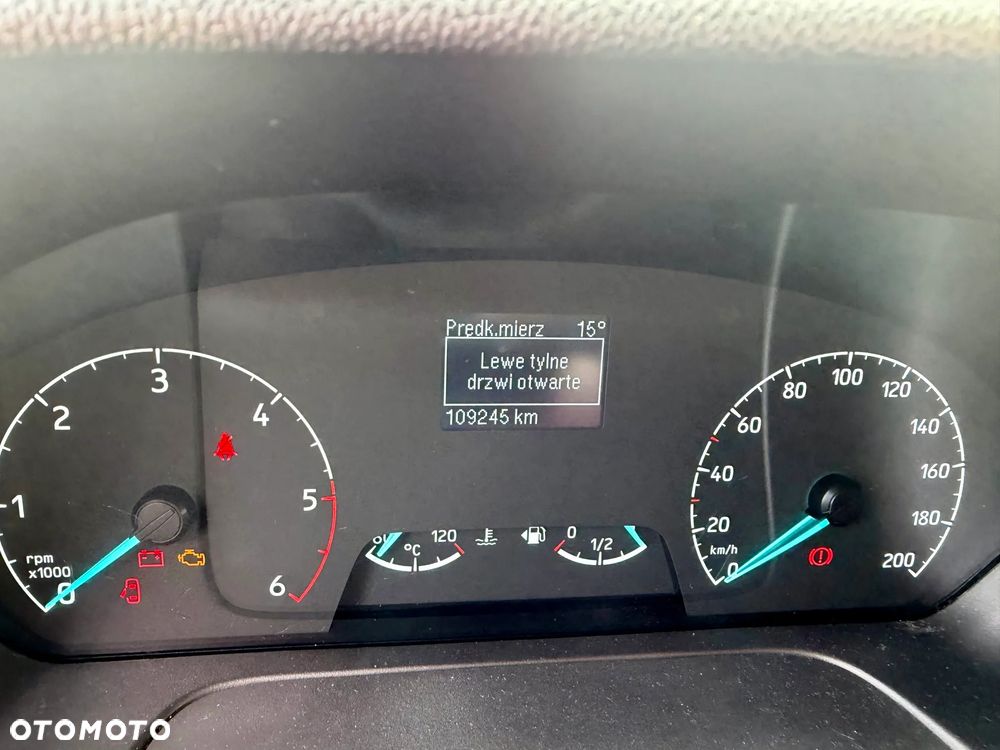 Ford Tourneo Custom 2.0 EcoBlue L2 Titanium - 10