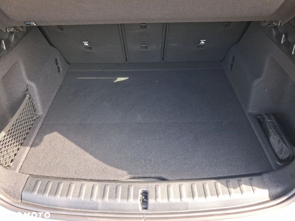 BMW X1 sDrive20i mHEV sport - 17
