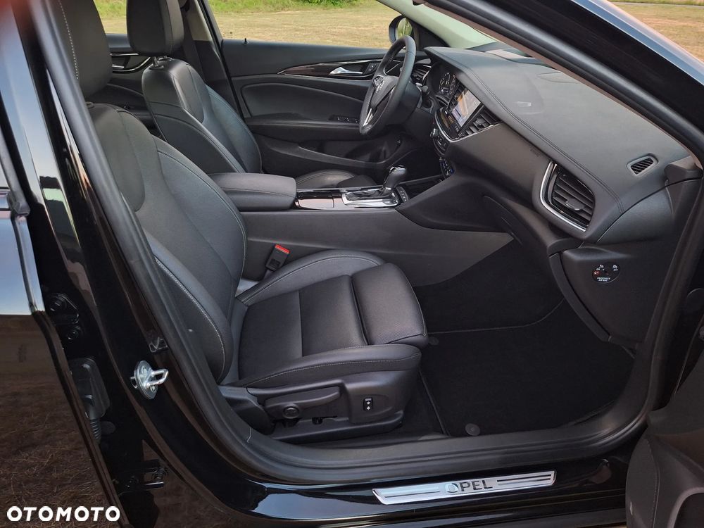 Opel Insignia 2.0 CDTI Exclusive S&S - 24
