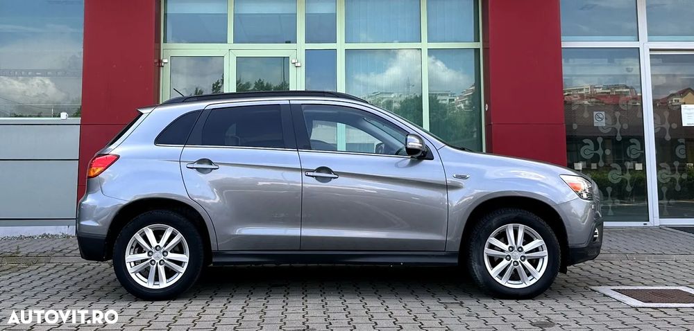Mitsubishi ASX 1.8 DI-D 4WD Diamant Edition - 31