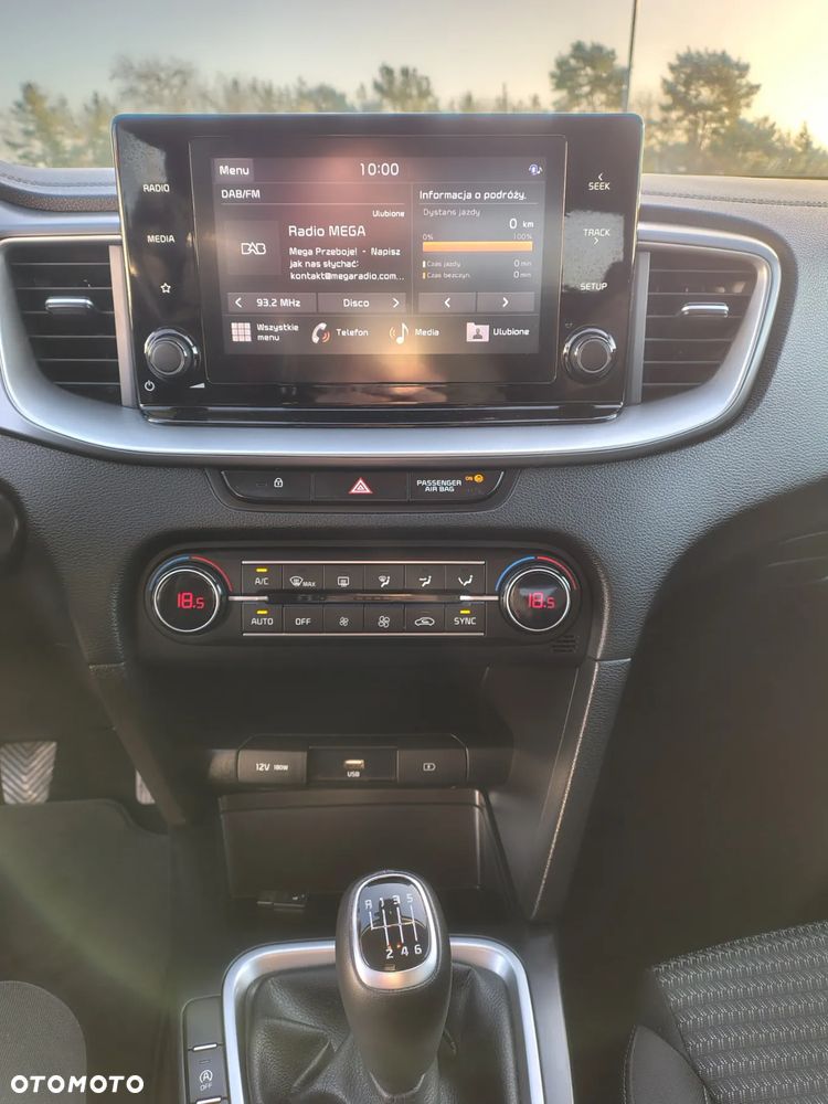 Kia XCeed 1.5 T-GDI M - 21