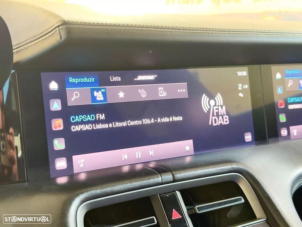 Porsche Taycan 4S - 31