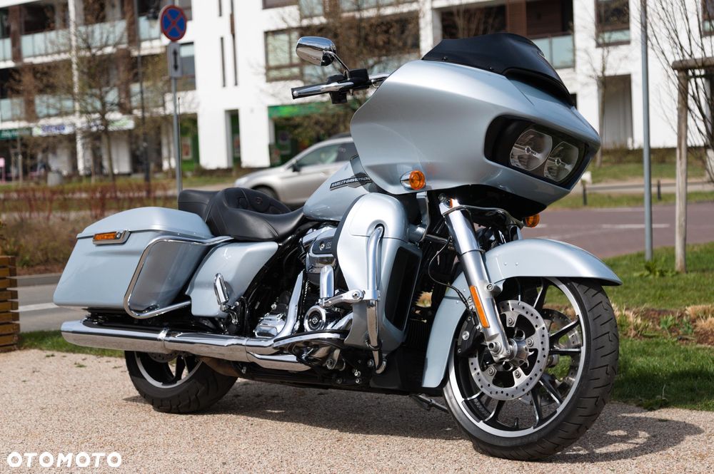 Harley-Davidson Touring Road Glide - 3