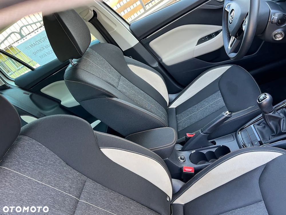 Skoda Kamiq 1.0 TSI Style - 13