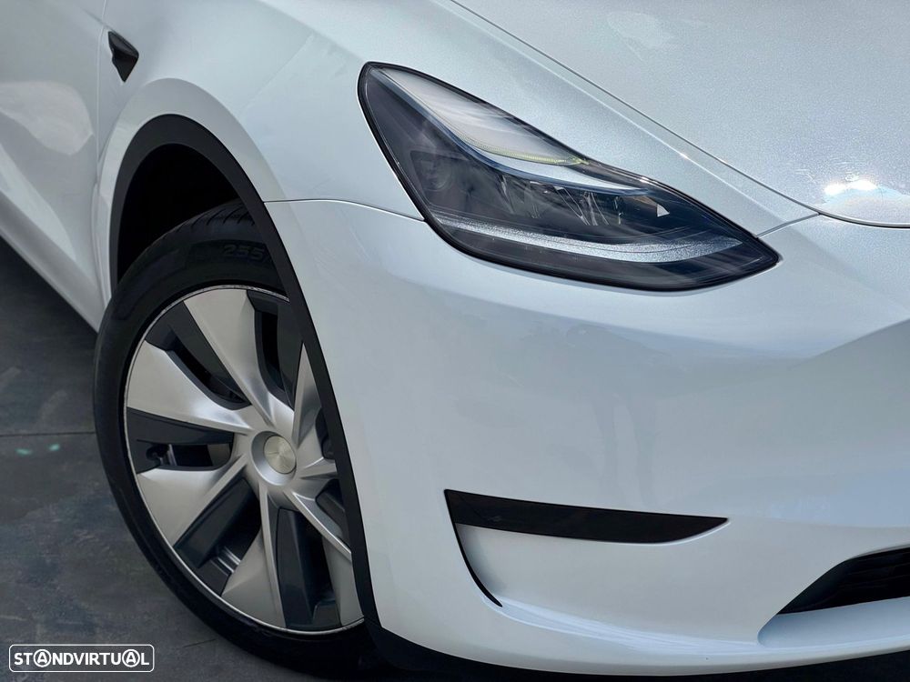 Tesla Model Y RWD - 5
