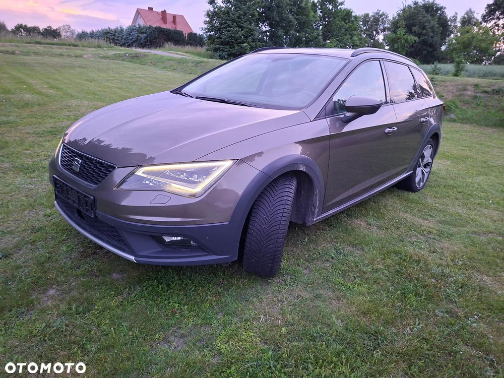 Seat Leon 1.8 TSI Xcellence S&S DSG - 1