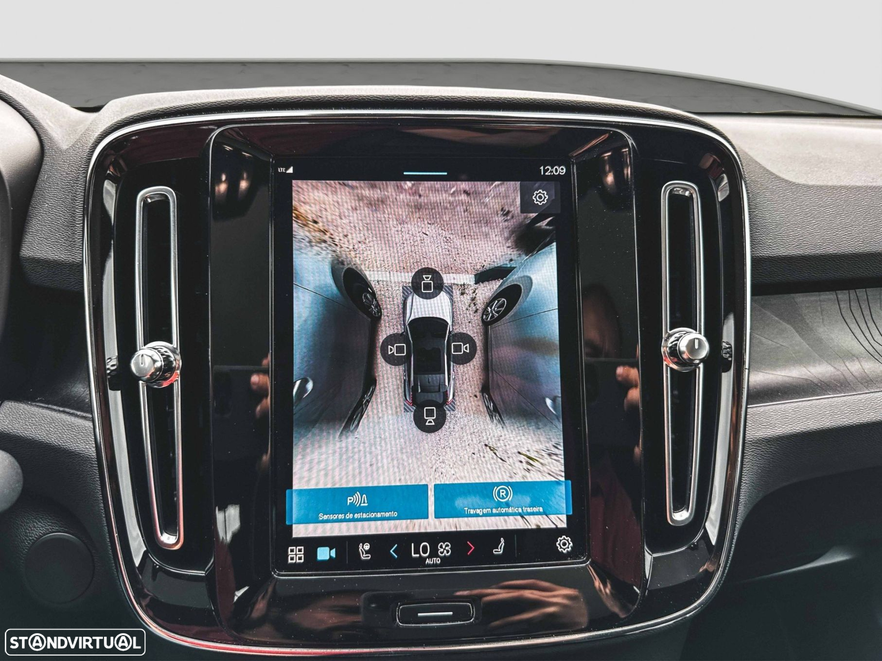 Volvo C40 Recharge Twin Motor Ultimate - 25