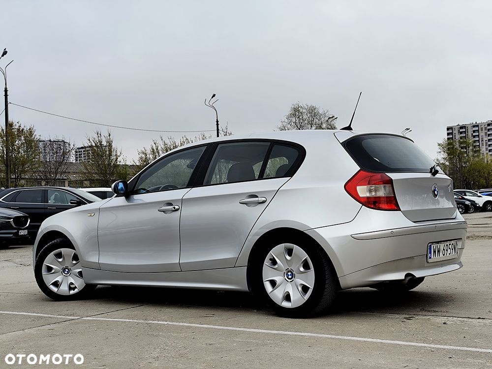 BMW Seria 1 116i - 4