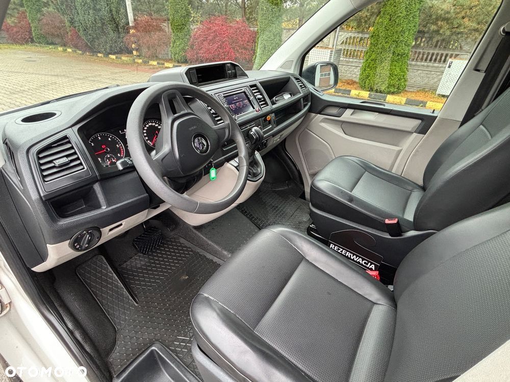 Volkswagen Transporter - 18