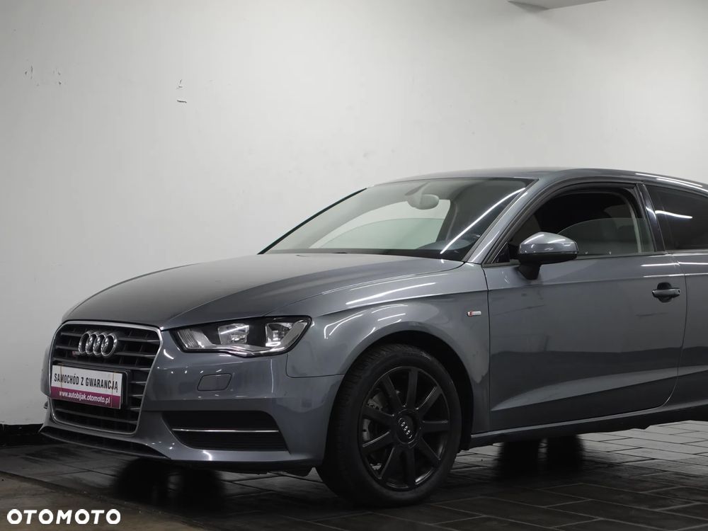 Audi A3 Sportback 2.0 TDI Ambiente - 14