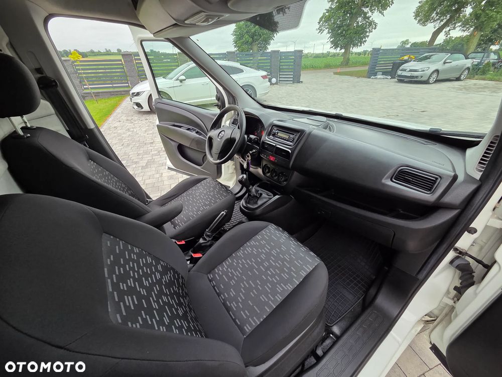 Opel Combo - 14