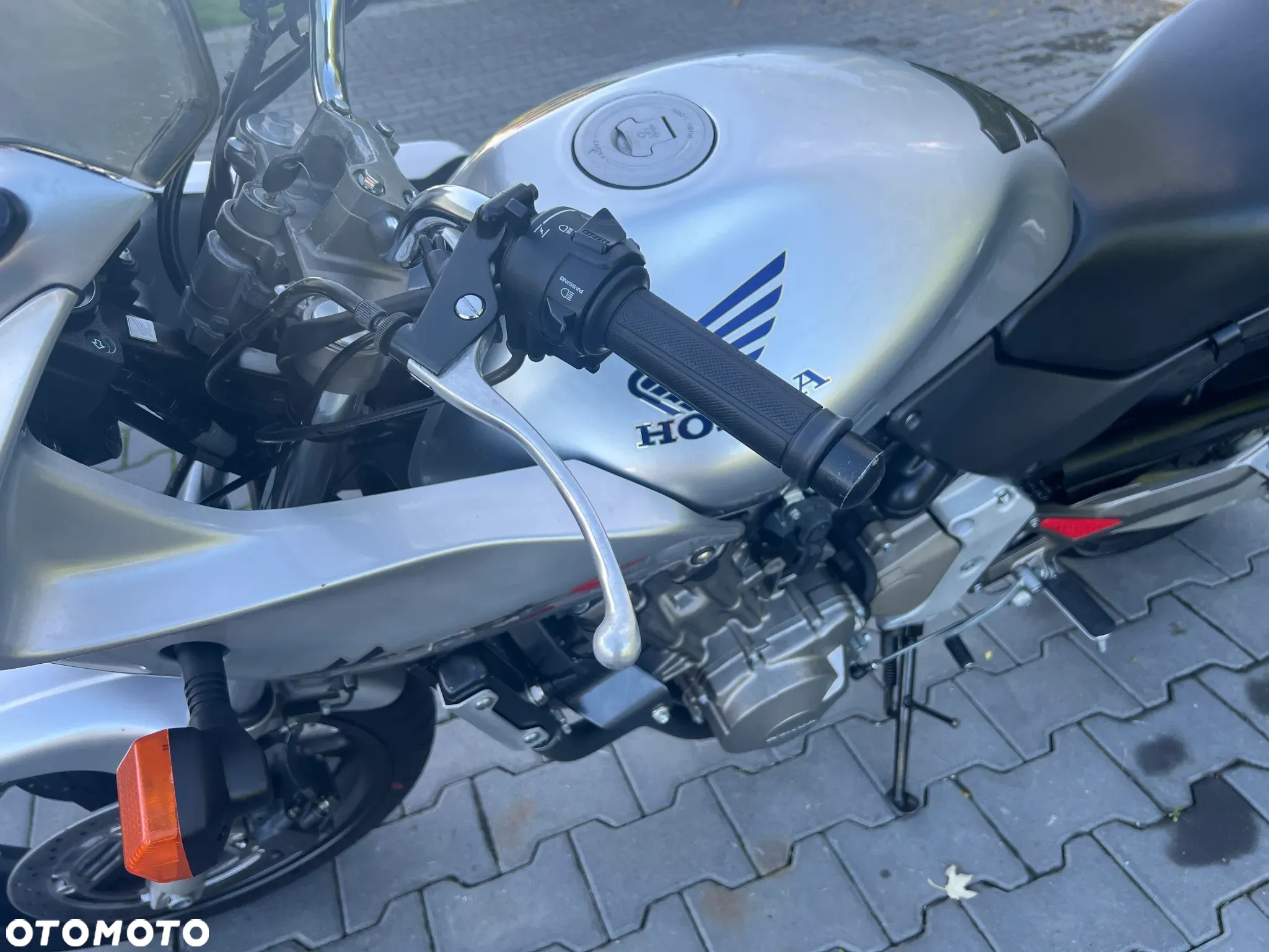Honda Hornet - 13