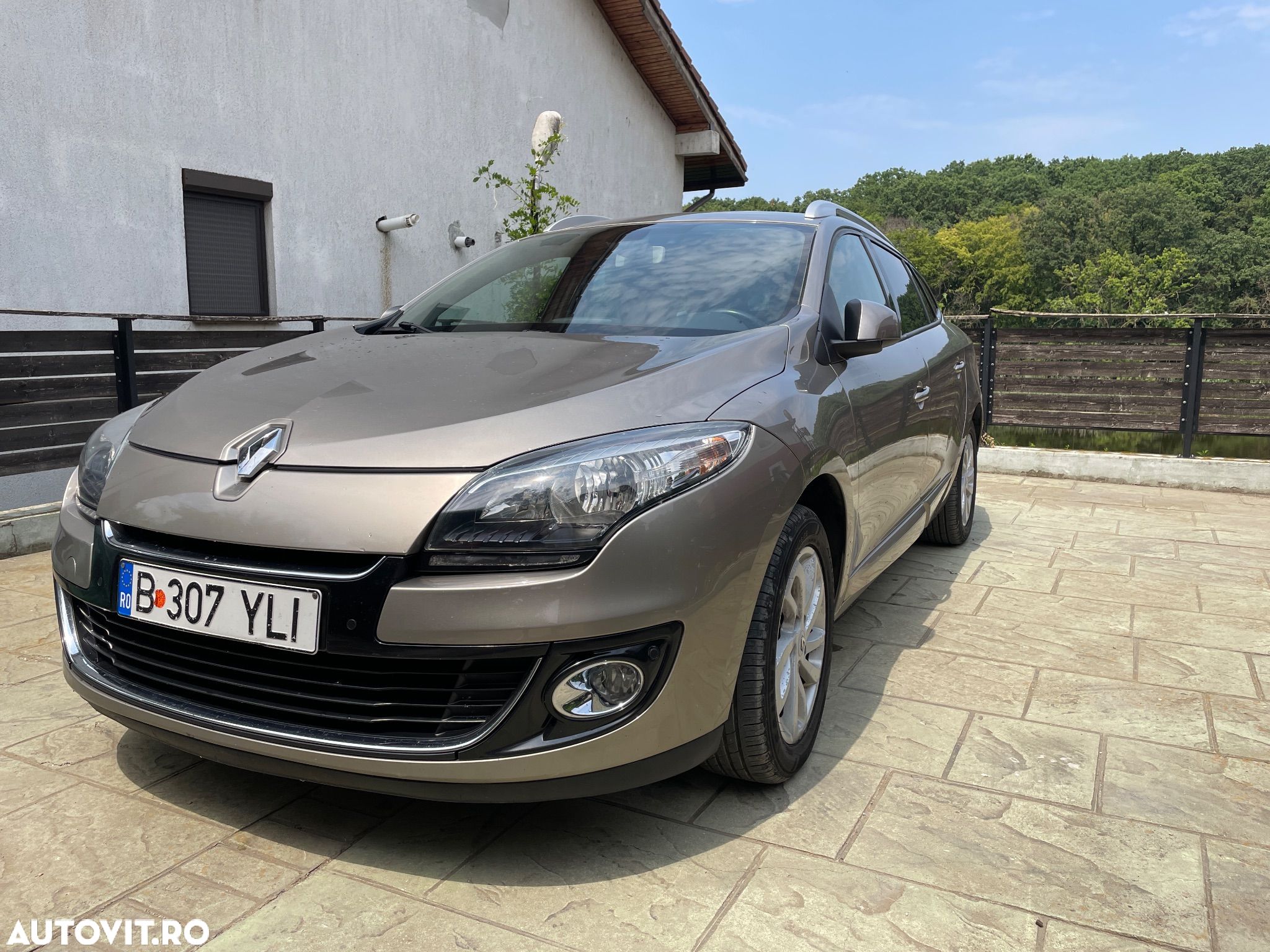 Renault Megane 1.5 dCi Dynamique - 1