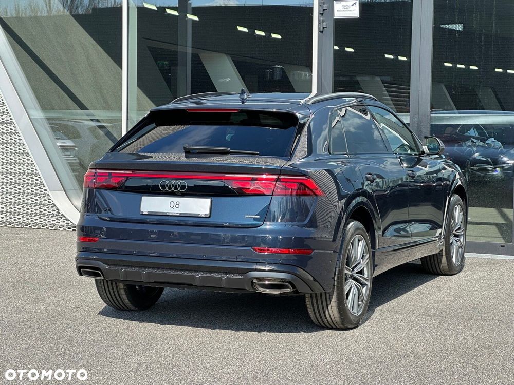 Audi Q8 - 6