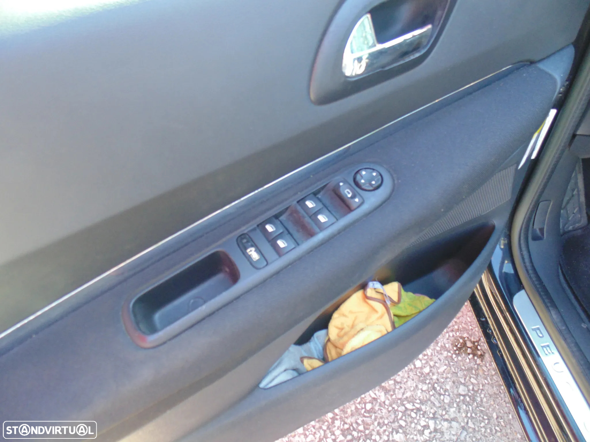 Peugeot 5008 1.6 E-HDi Tech-Motion CMP6 - 20