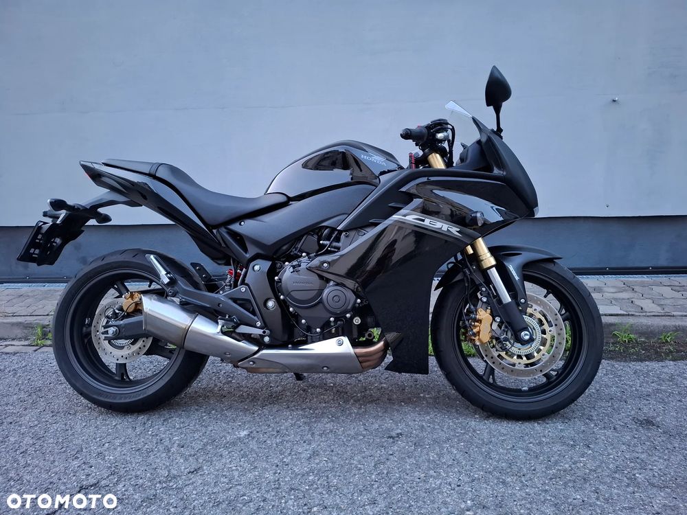 Honda CBR - 21