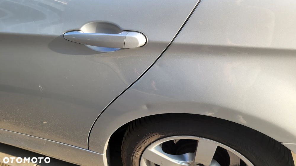 BMW Seria 3 320d DPF - 21
