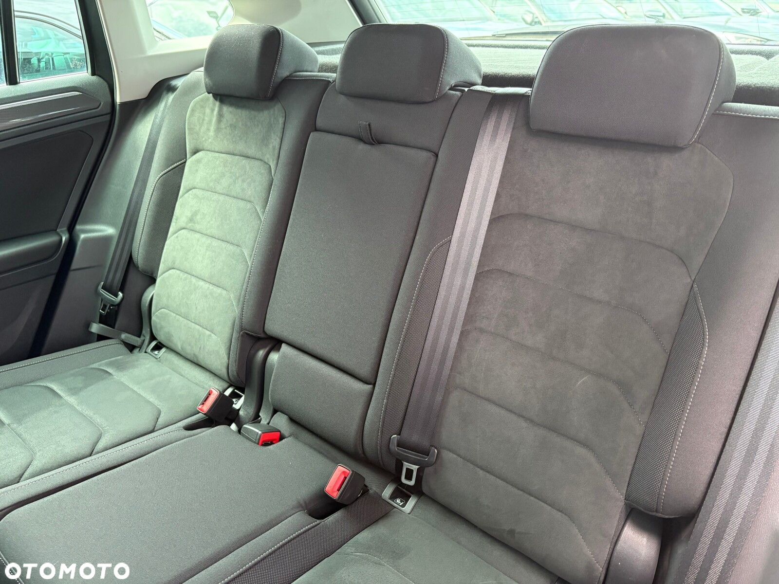 Volkswagen Tiguan - 13