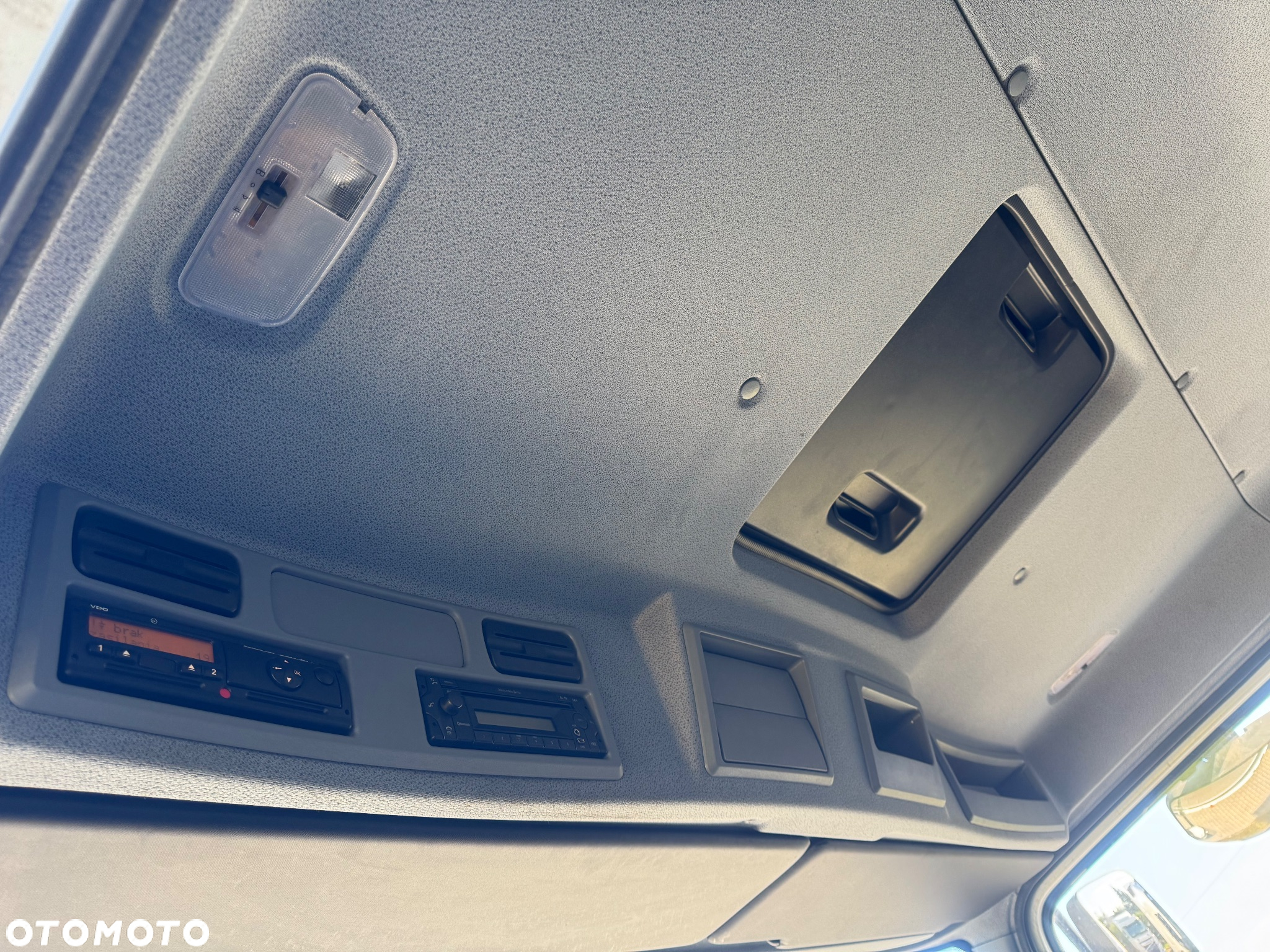 Mercedes-Benz Atego 1221 / 12000kg / OTWIERANY BOK / WINDA - 16