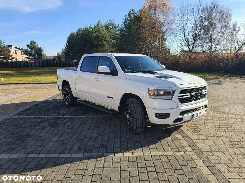 Dodge RAM 5.7 4x4 - 1