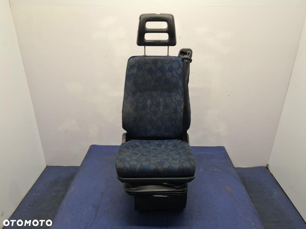 IVECO EURO CARGO 75E18 FOTEL KIEROWCY. - 1
