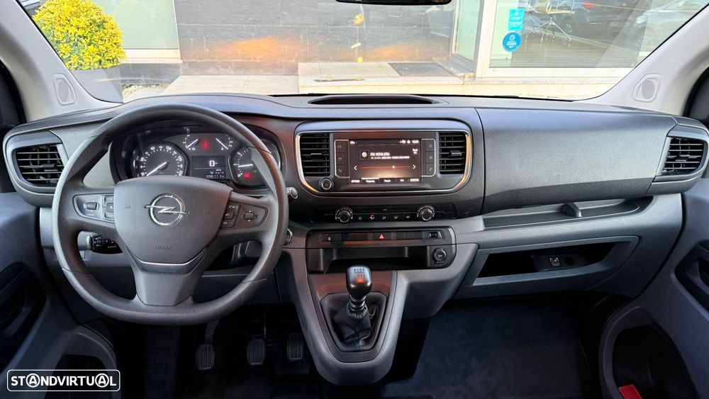 Opel Vivaro 1.5 CDTi L3H1 Essentia Inc - 11