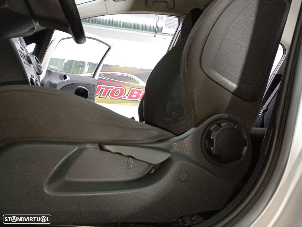 Opel Corsa 1.2 City FlexFuel - 19