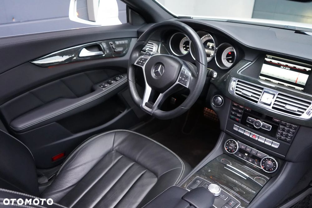 Mercedes-Benz CLS 350 BlueEff - 20