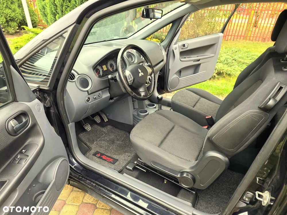 Mitsubishi Colt 1.3 Intense - 19