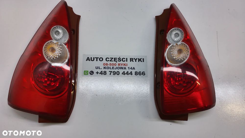 Mazda 5 Lampa Tył Prawa Lewa przed lift - 1