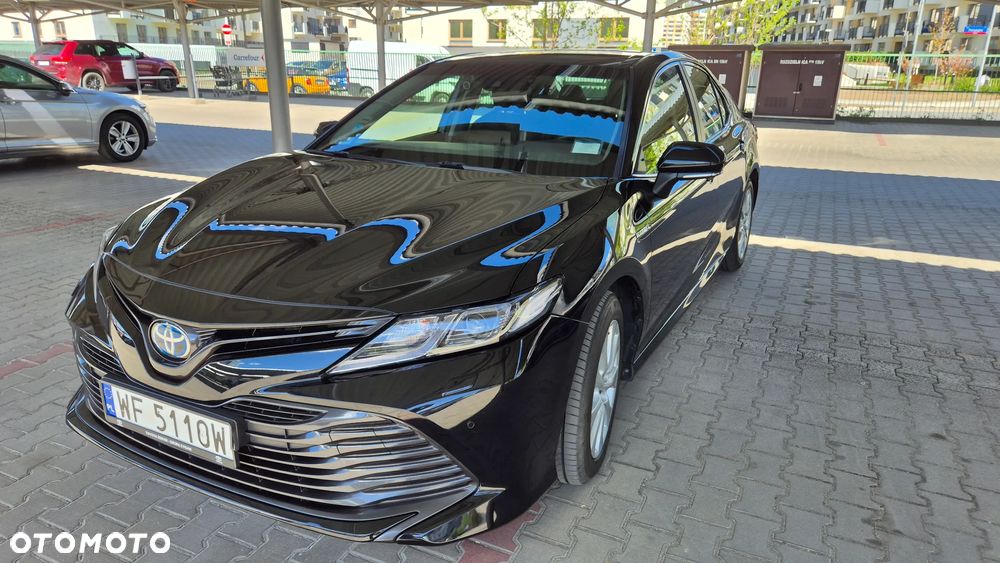 Toyota Camry 2.5 Hybrid Comfort CVT - 1