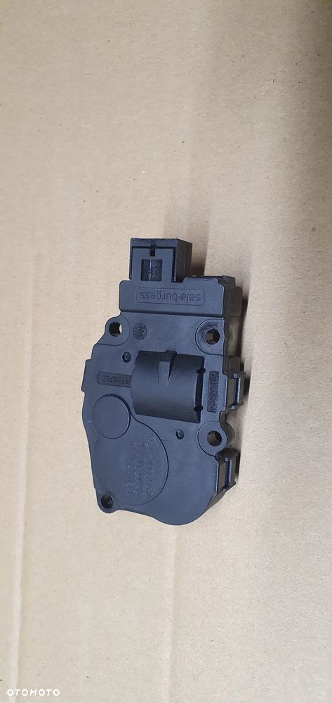 Silniczek klap nagrzewnicy BMW I E87 CZ113930-0711 - 1