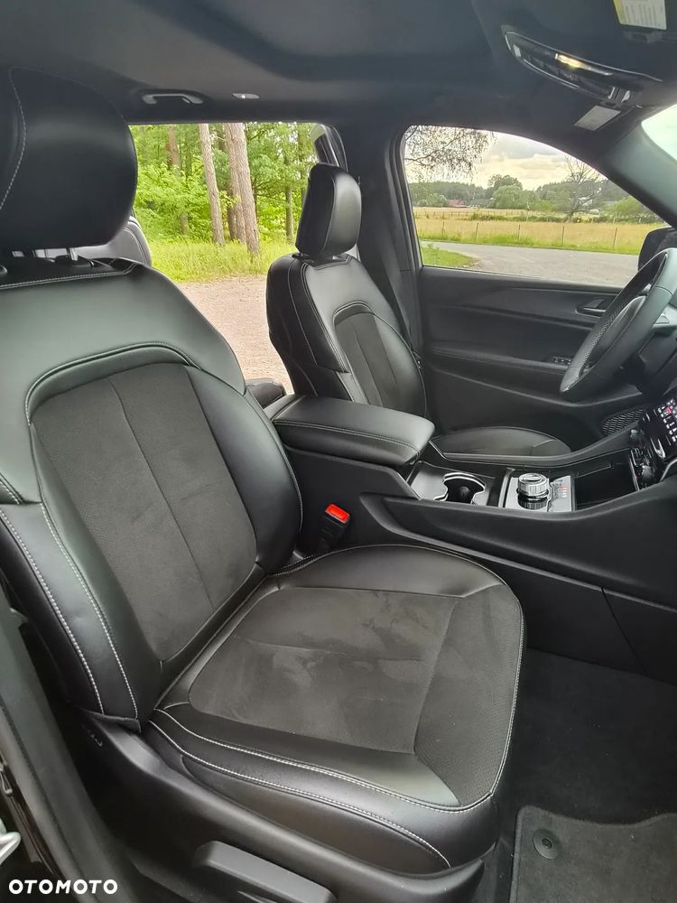 Jeep Grand Cherokee - 14