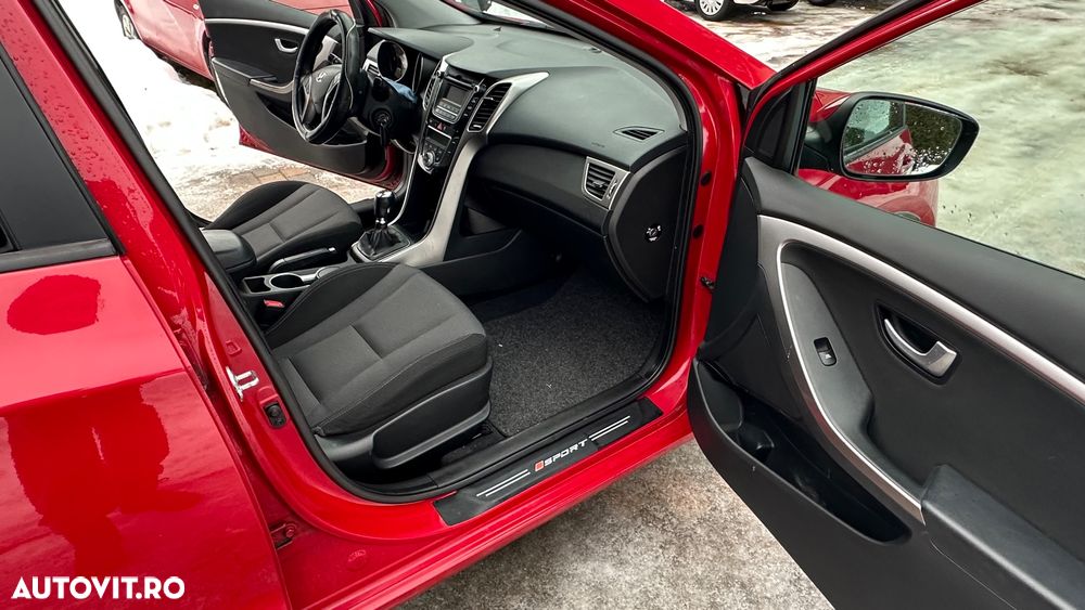 Hyundai i30 i30cw 1.6 CRDi Style - 14