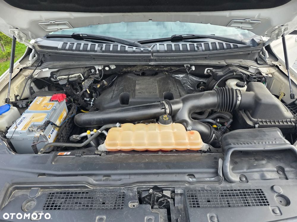 Ford Expedition - 36