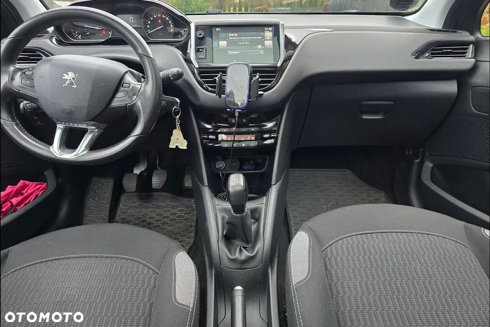 Peugeot 208 Blue-HDi 100 Stop&Start Allure - 12