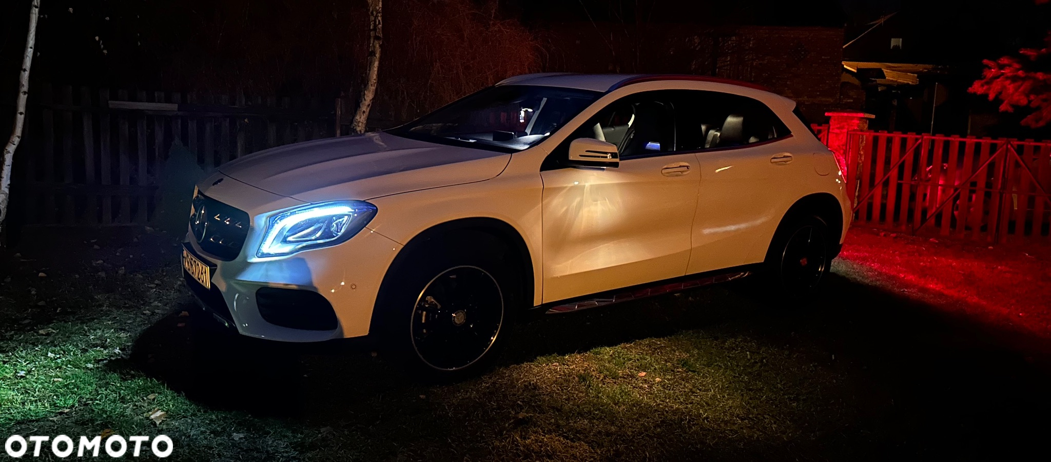 Mercedes-Benz GLA 200 7G-DCT AMG Line - 39