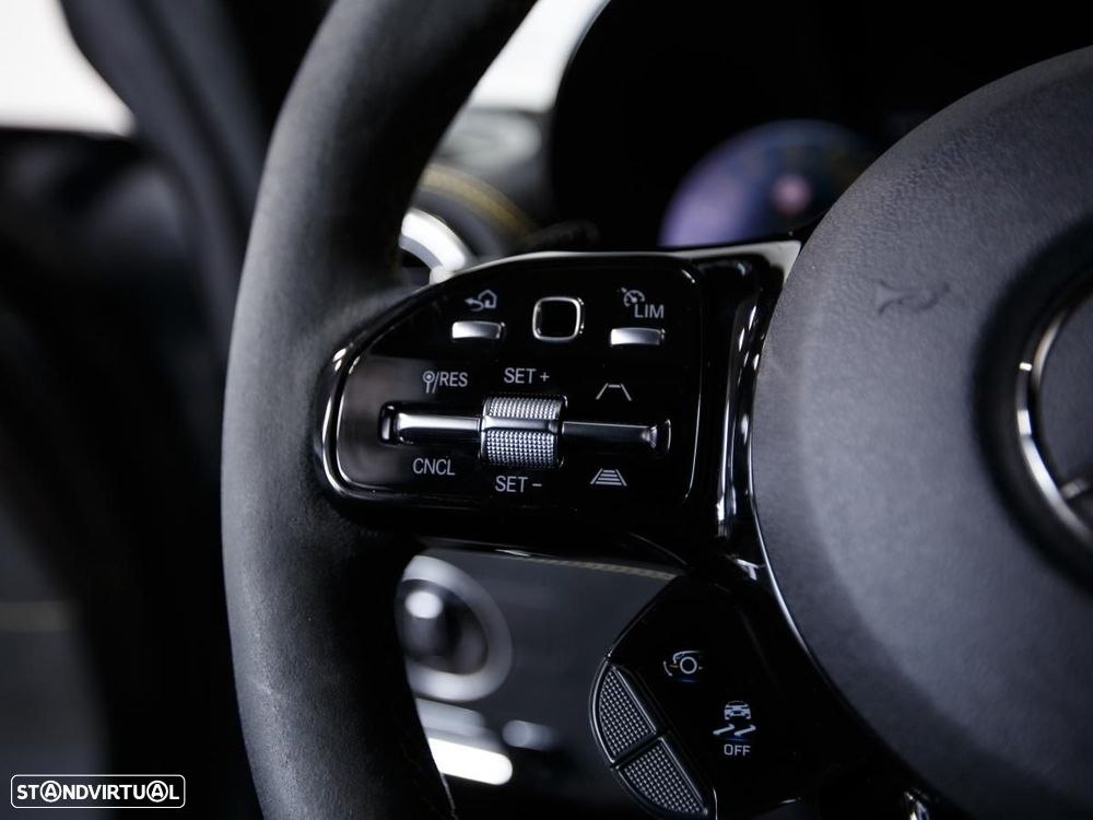 Mercedes-Benz AMG GT R - 22