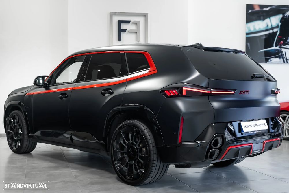 BMW XM Label Red - 3