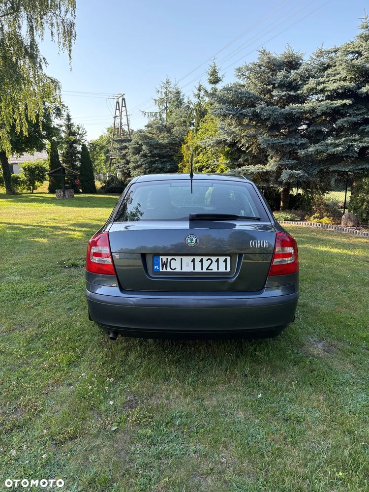 Skoda Octavia 1.6 Tour Classic - 4