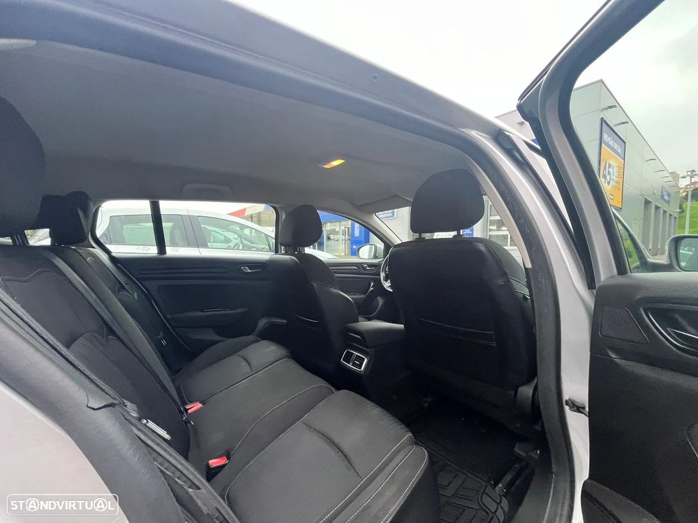 Renault Mégane Sport Tourer 1.5 Blue dCi Zen - 11