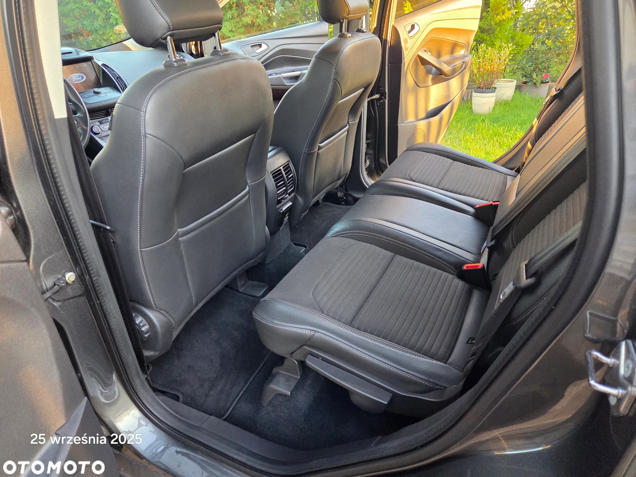 Ford Kuga - 8