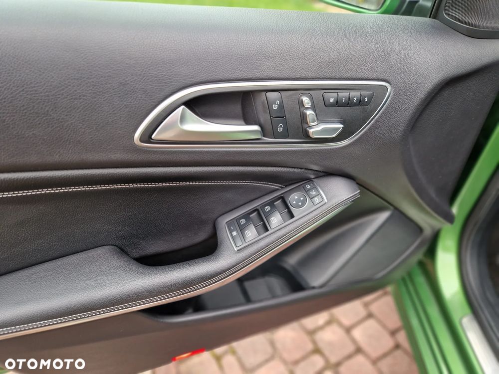 Mercedes-Benz Klasa A 200 7G-DCT - 26