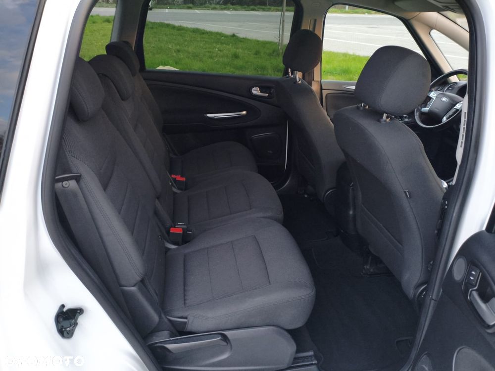 Ford S-Max 1.6 TDCi DPF Titanium - 32