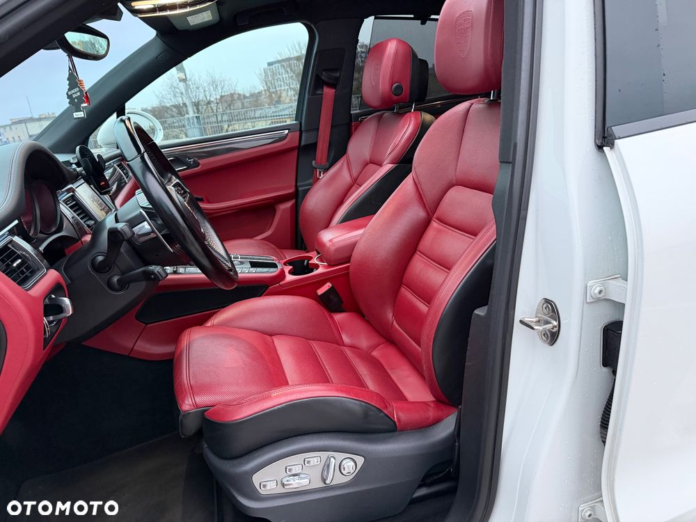 Porsche Macan - 6