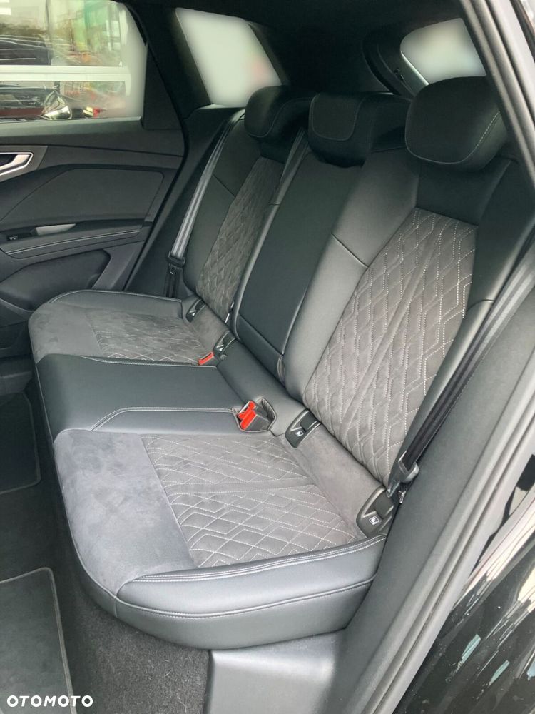 Audi Q4 e-tron - 18