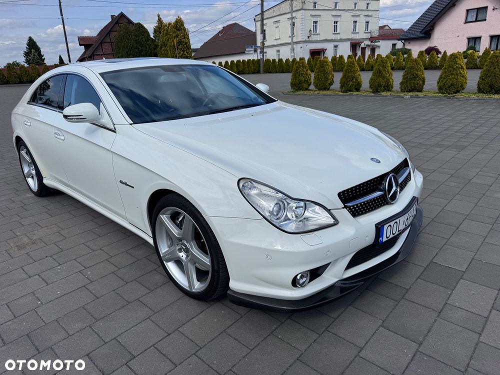 Mercedes-Benz CLS - 6
